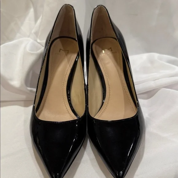 Marc Fisher Black Patent Leather Heels with Clear Block Heel - Picture 4 of 5
